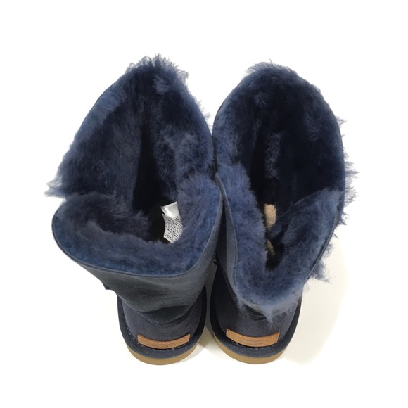 UGG Bailey Button II 1016226 Women’s Boots -Navy Sheepskin -US 5 -NEW - Picture 6 of 8